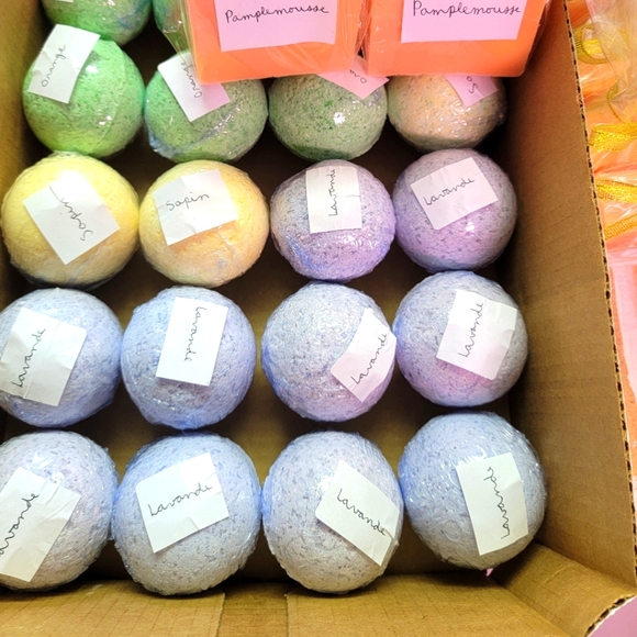 Bath bomb lavender - Picture 1 of 2
